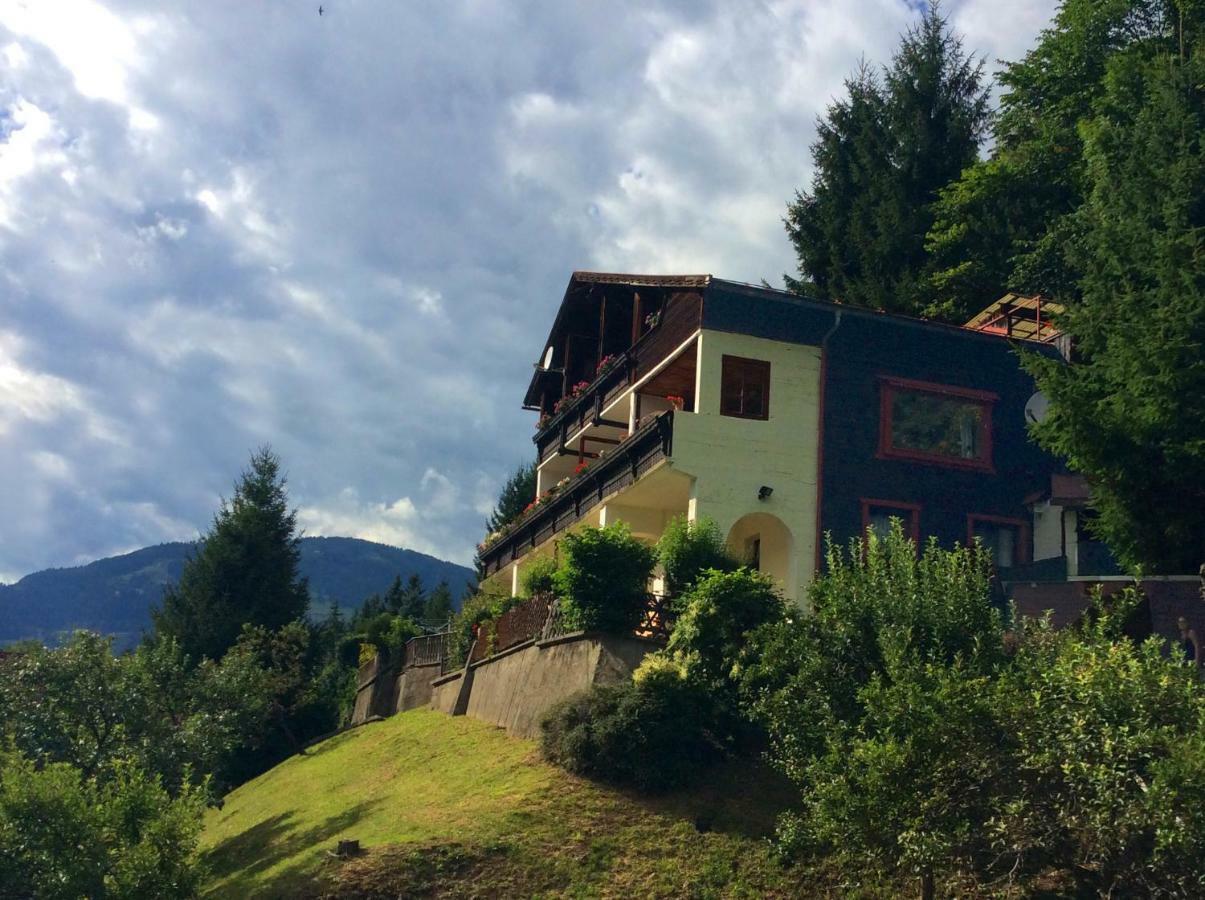 ラーデンタインPanoramahausアパートメント エクステリア 写真